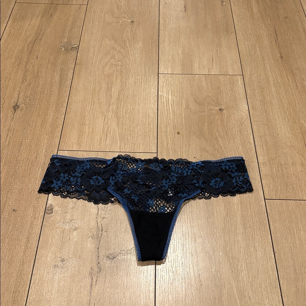 Adore Me Thong Lace Floral Size M